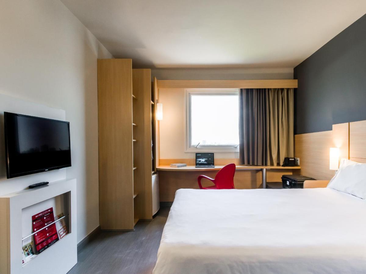 Ibis 3* Marília