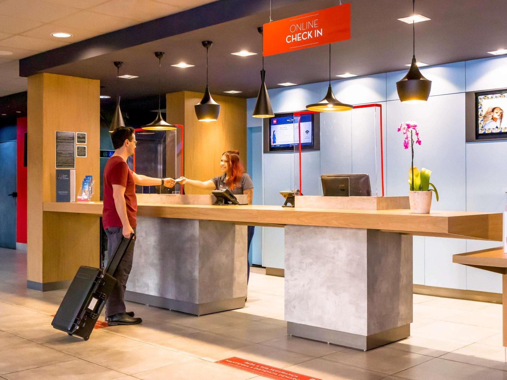 Ibis 3*